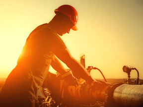 Worker getting exposed to solar ultraviolet radiation